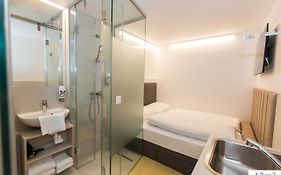 Smart Nano Living - Wien Hauptbahnhof - Self Check-In